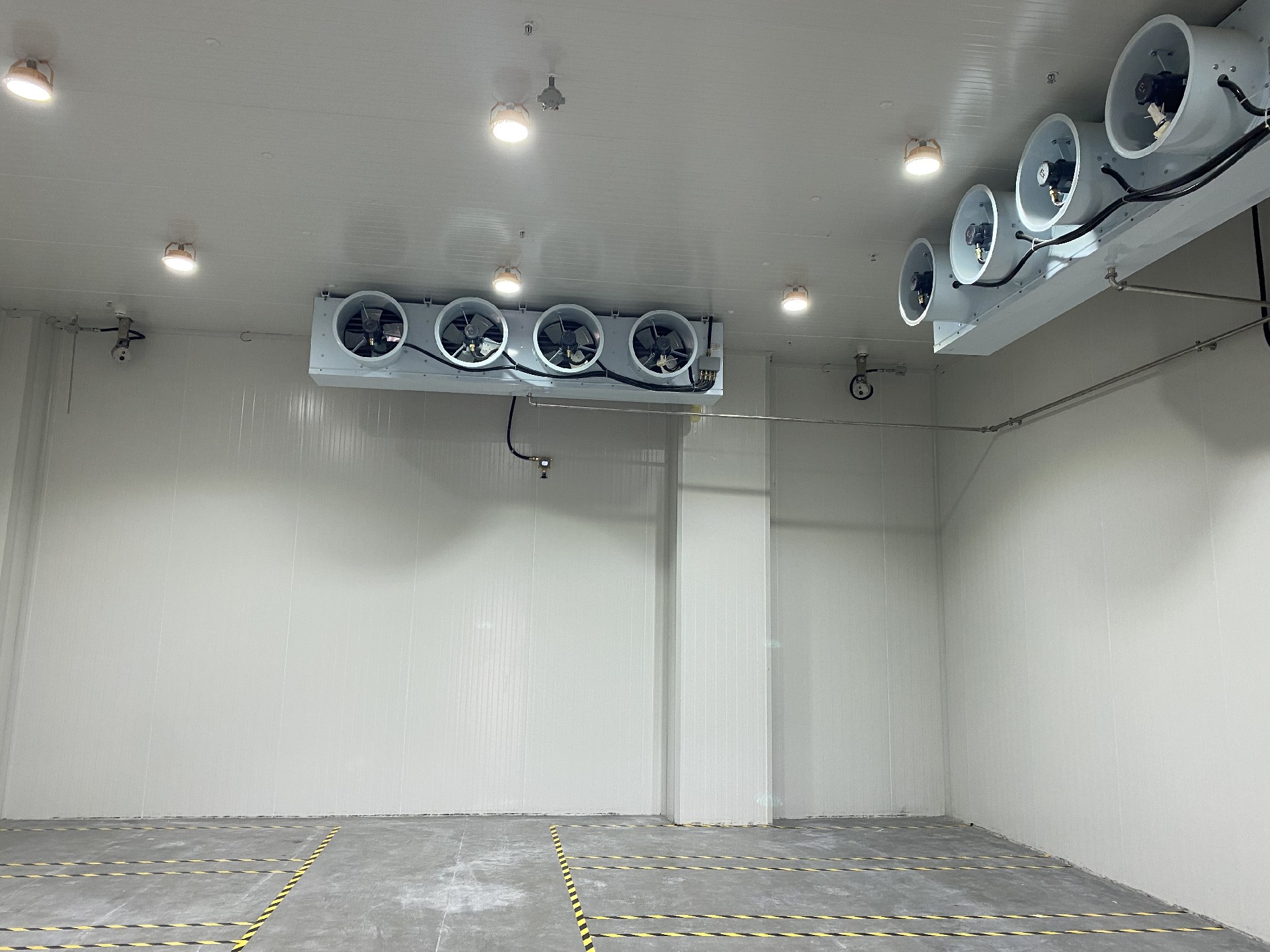 徐州博康年產(chǎn)1100噸光刻材料及10000噸電子級(jí)溶劑搬遷技改防爆冷庫工程案例